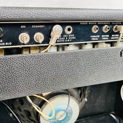 Fender Deluxe Reverb Silver Panel 1x12" Combo Amplifier 1976 - Black image 12