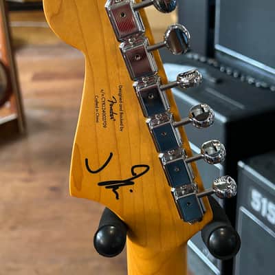 Squier J. Mascis Jazzmaster 2025 - Vintage White image 8
