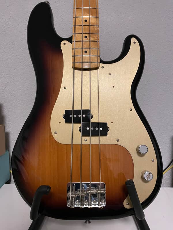 Fender Classic Series '50s Precision Bass 2-Color Sunburst image 1