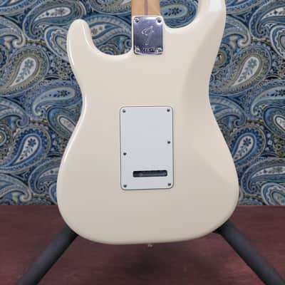 Fender Limited Edition Player II Stratocaster Roasted Maple Olympic White image 5