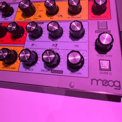 Moog Sirin Analog Messenger of Joy 2019 - Present - Silver image 3