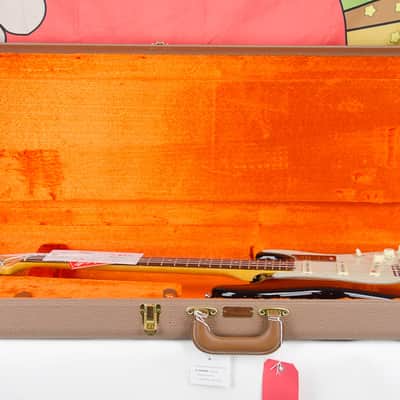 NOS Fender American Vintage II 1961 Stratocaster®, Rosewood Fingerboard, 3-Color Sunburst image 10
