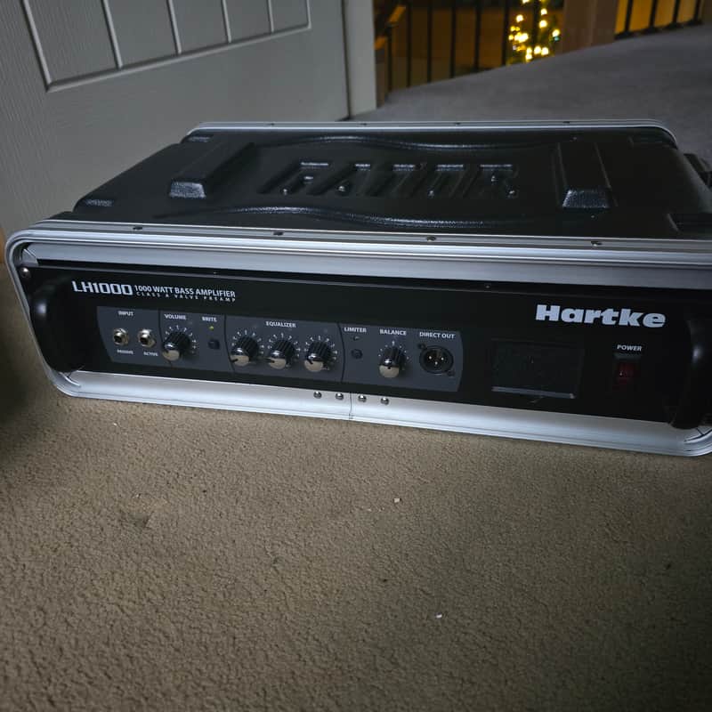 2008 – Present Hartke LH1000 1000-Watt Bass Amp Head Black