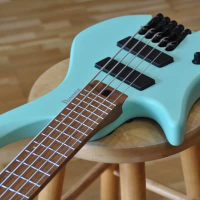 IBANEZ EHB1005MSL SFM Sea Foam Green Matte / 5-String Multi Scale / EHB Ergonomic Headless Bass Series / EHB1005MSL-SFM / I230711714 image 5