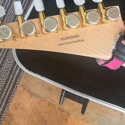 Jackson Pro Series RR3 Rhoads 2016 - Present - Ivory with Black Pinstripes image 4