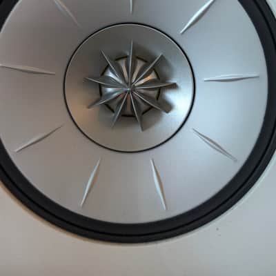KEF R11 Meta - Gloss White Bild 5