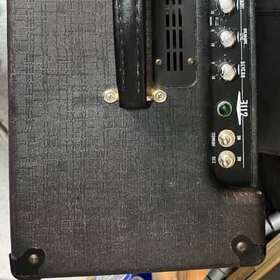 Crate V30 Model V3112 30-Watt 1x12" Guitar Combo 2000s - Black image 3