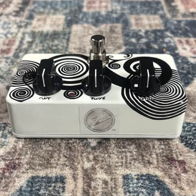 Zvex Octane 3 Octave 1 of 1 Hand Painted Fuzz Guitar Effect Pedal W/ Original Box! image 7