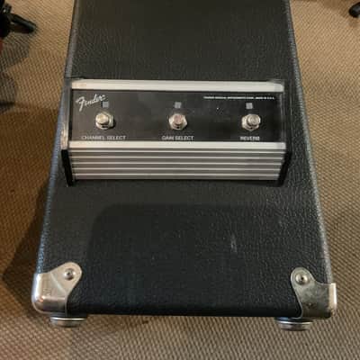 FENDER PERFORMER 1000 GUITAR AMP image 10