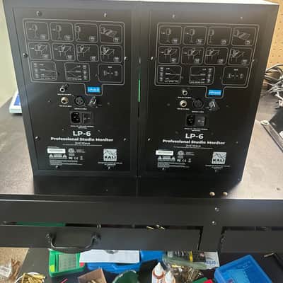 Kali Audio LP-6 V2 Active Studio Monitors 2021 - Present - Black image 2