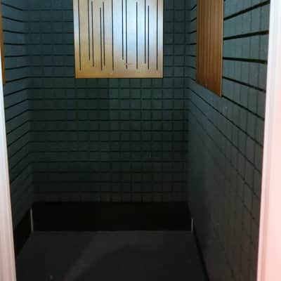 Studiobricks One Plus Sound Booth image 2