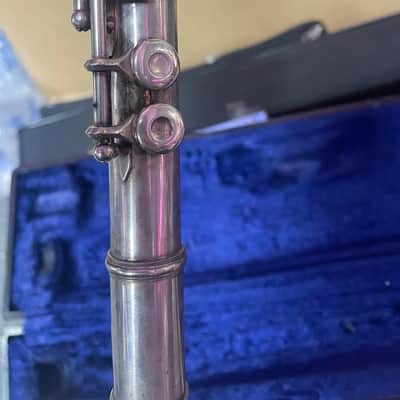 King Cleveland 610 Flute w/ Hard Case Blue Lining (parts/ repairable) image 12