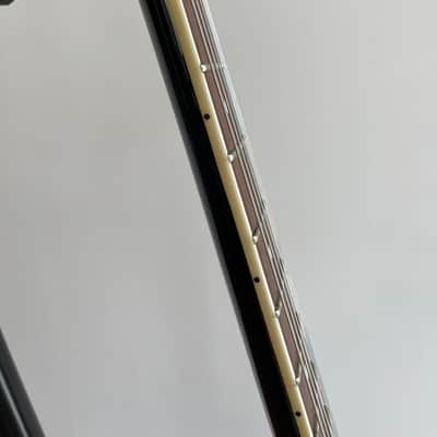 ESP LTD V300 2011 EMG 81/60 with ESP Hard Case image 16