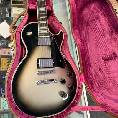 Gibson Les Paul Custom Electric 2012, Silverburst with Case - Pre Owned image 3