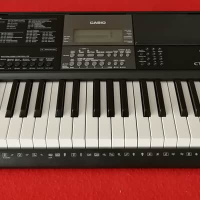 Casio CT-X800 61-Key Portable Keyboard 2010s - Black image 2