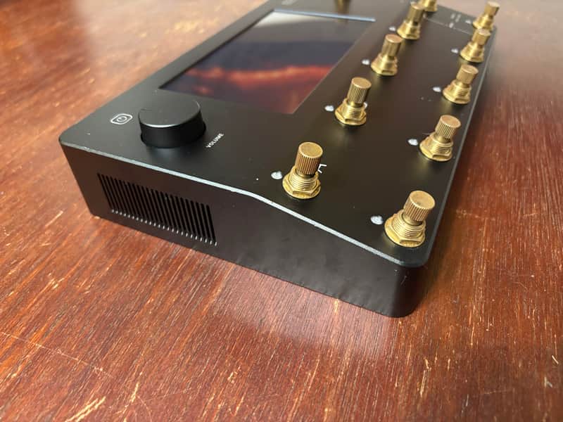 Neural DSP Limited Edition Black and Gold Quad Cortex 2023 - Black