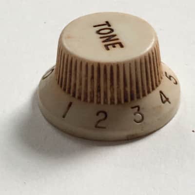 Vintage Made in USA Fender Stratocaster Knob Natural Relic Bakelite Fullerton Era image 3