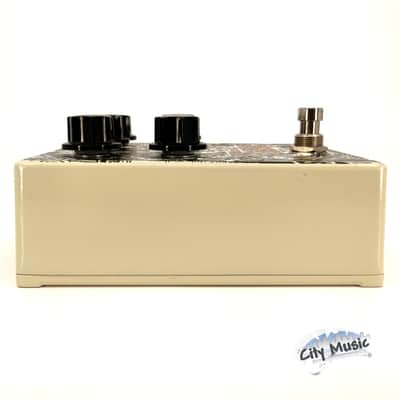Used Frost Giant Electronics Bass Mountain Distortion Fuzz Guitar Effects Pedal ♪ image 7