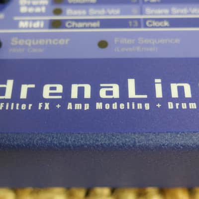 Roger Linn Adrenalinn mk 1 Guitar Effects Processor - Blue image 13