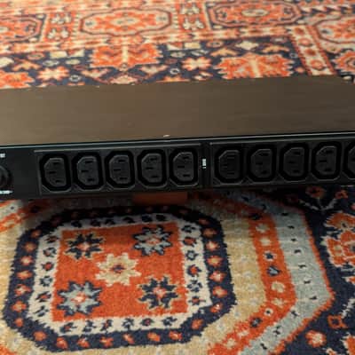 Furman PL-8 C E Power Conditioner 2009 - Present - Black image 4