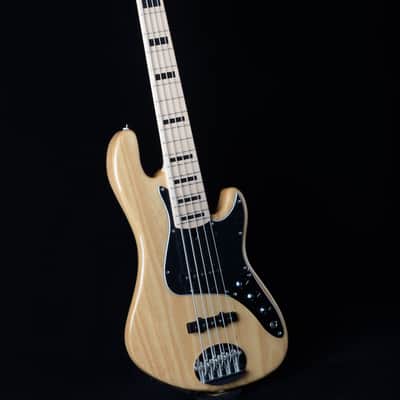 Lakland Skyline DJ-5 Darryl Jones Signature 5-String with Maple Fretboard - Natural image 2