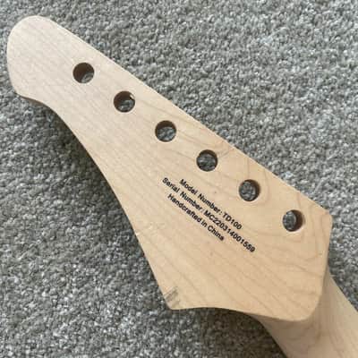 Mini Mitchell Short Scales Guitar Maple Wood Neck, Rosewood Fingerboard image 5