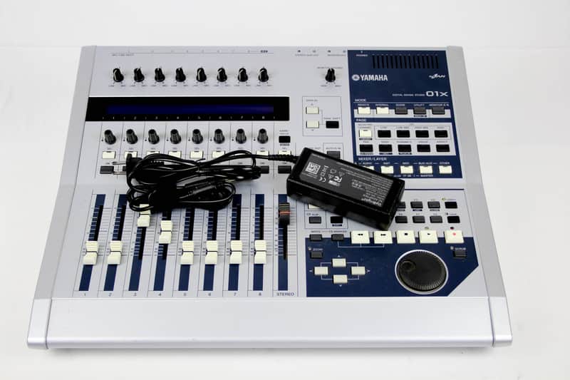 Yamaha 01X - 28 Channel Mixing Digital Mixing Studio new power