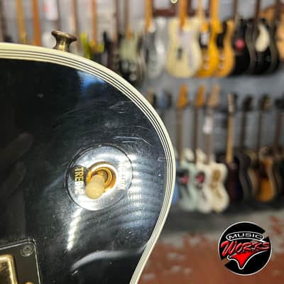 Gibson Les Paul Custom Ebony Left Hand image 7