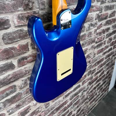 Fender American Ultra Stratocaster Cobra Blue Maple OCCASION image 8