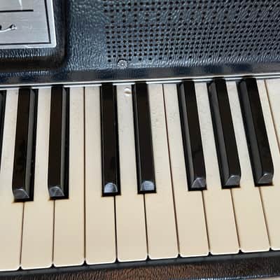 Wurlitzer 200A 64-Key Electric Piano 1974 - 1983 - Black image 17