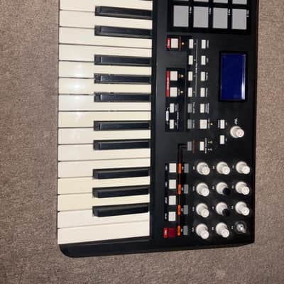 Akai MPK49 2010s - Black image 1