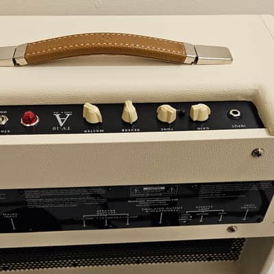 B-Stock - Blackstar TV-10A 10-Watt 1x12" Tube Combo Amp - Cream image 2