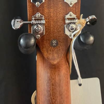 Alvarez LD70e Laureate Series Dreadnought Acoustic-Electric Guitar Regular Natural image 5