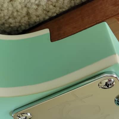 Fender Tom DeLonge Starcaster Electric Guitar, Surf Green, Hard Shell Case image 10