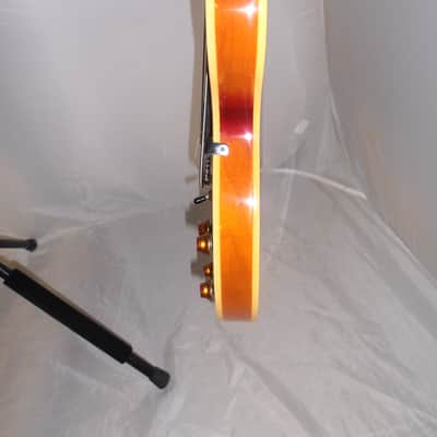 Vantage 635V in excellent condition includes HSC! image 16