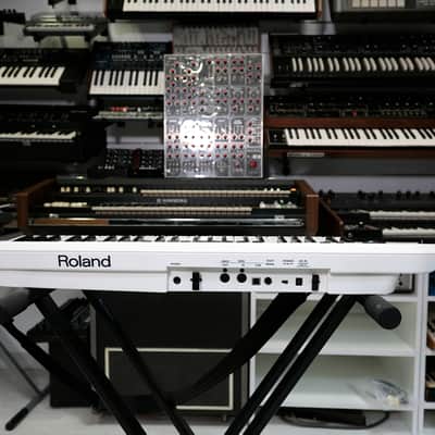 Roland AX-Synth 49-Key Shoulder Synthesizer 2009 - 2012 - White image 5