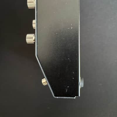 Boss IR-200 Amp and IR Cabinet 2021 - Present - Silver image 2