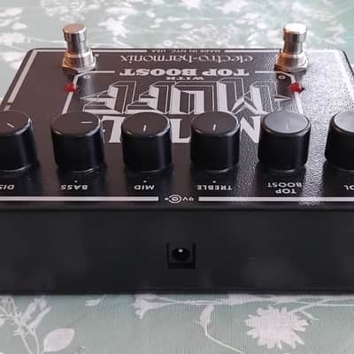 Electro-Harmonix Metal Muff Distortion with Top Boost, boxed image 3