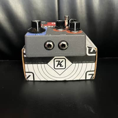 Keeley Synth 1 Reverse Attack Fuzz Wave Generator 2019 - Present - Grey / Red / Blue image 3