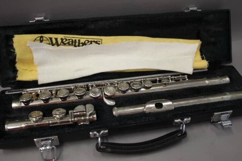 Yamaha YFL-225N Flute with Case. Japan. Very Good condition. image 1