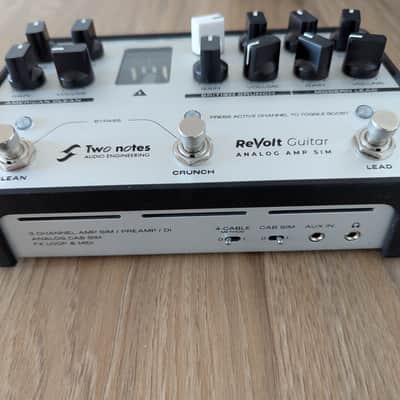 Two Notes ReVolt Guitar 2022 - Present - Silver / Black image 2