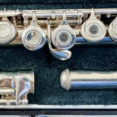 Yamaha Japan 265S - Silver open hole flute image 4