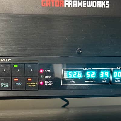 Roland SDE-3000 Digital Delay 1983 - 1994 - Black