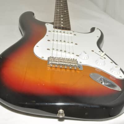 Fender Japan ST-62（3TS）'62 Stratocaster 3-Tone Electric Guitar Ref No.5916 image 8