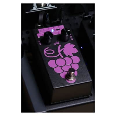 Aguilar Grape Phaser Bass Pedal with All-Analog Technology, Versatile Play Styles, and Two-Knob Layout image 4