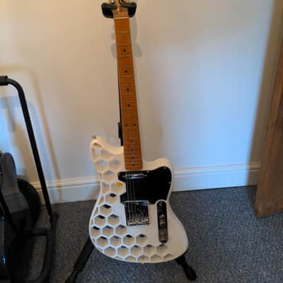 3D-Printed Guitasr (prusacaster) image 2