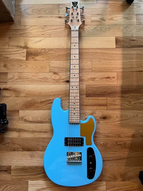 Eastwood Hooky Bass 6 Pro