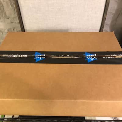 API 3124V 4-Channel Mic Preamp 2017 - Present - Black image 2