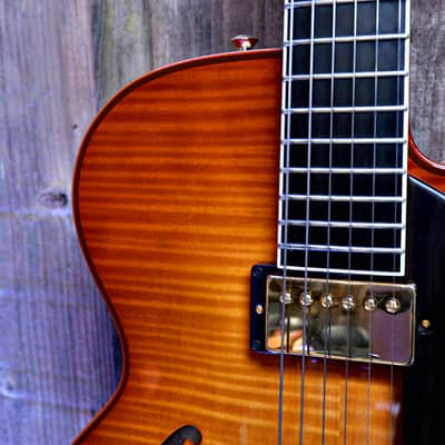 Sadowsky Jim Hall Archtop - Violin Burst image 5