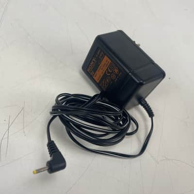 Sony - MZ-R55 - MiniDisc Walkman - Inc. Original Adapter/Remote/Battery-Pack image 3